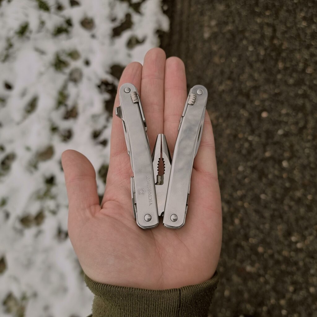 cold victorinox mx clip