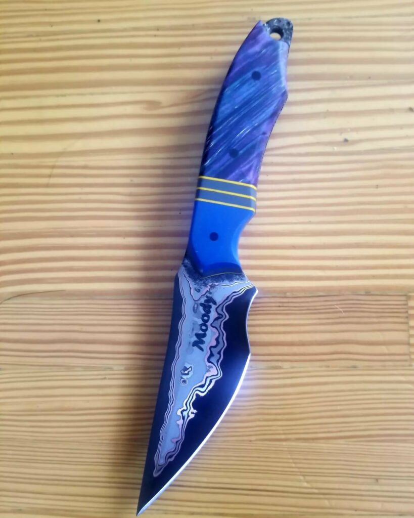 Cumai edc I made for Zoltar. 3.5" blade, 7.5" oal.