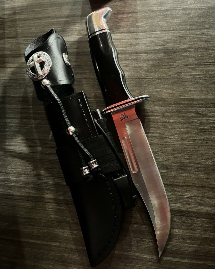 Buck 119 special with fire steel and sheath customization