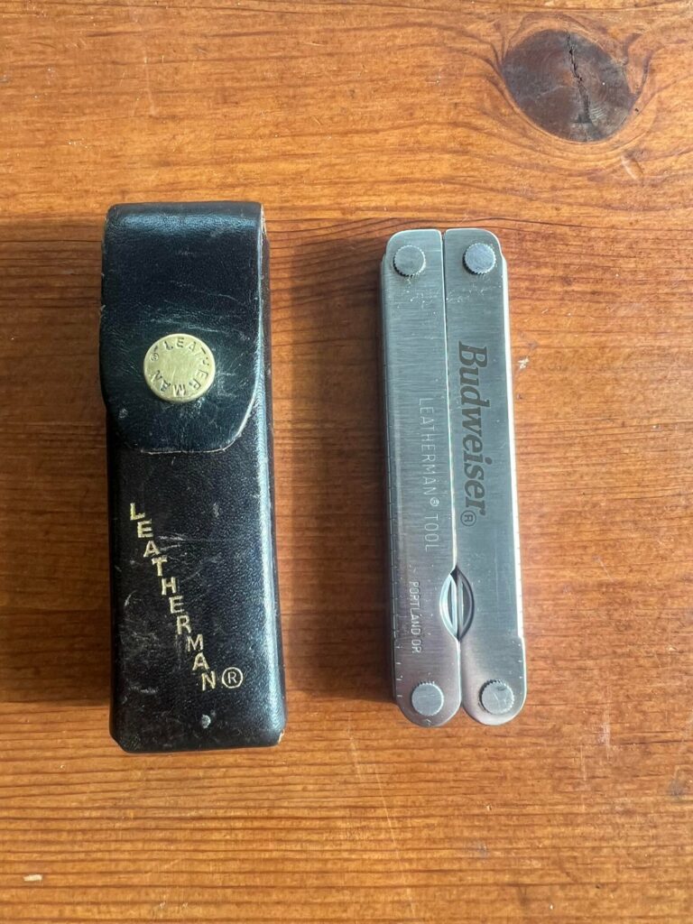 Budweiser pst. I bought this at an estate sale for someone who worked at Budweiser about 4 years ago and carry it every day