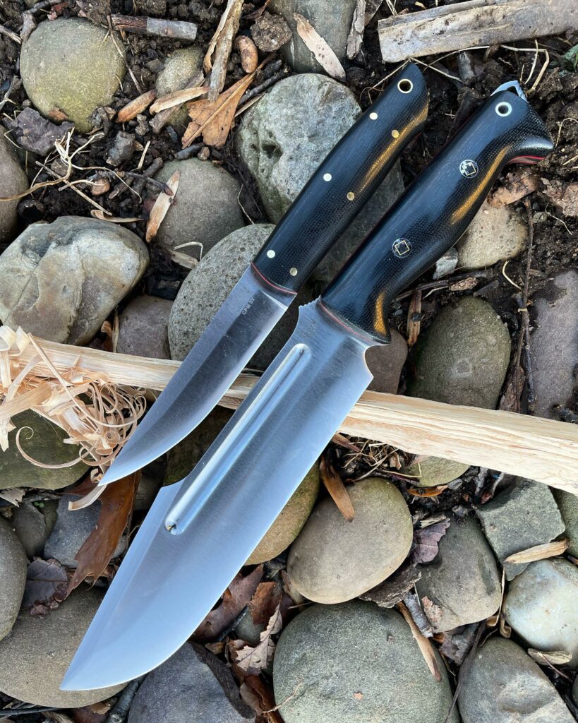 Bark River Bravo Tope Recon and Puukko [3024x3780 12MP]