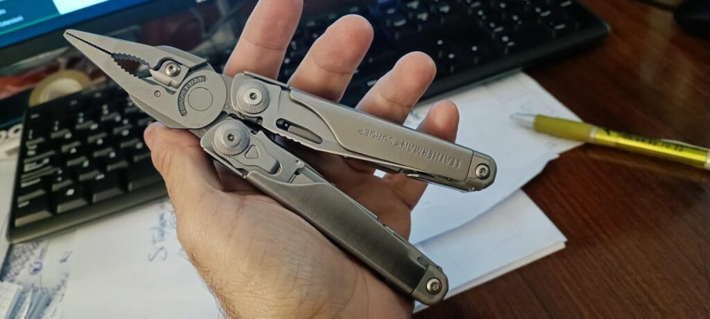 My new nonchristmas self-gift, made out of steel and arrogance. Merry nonchristmas!!! 😂