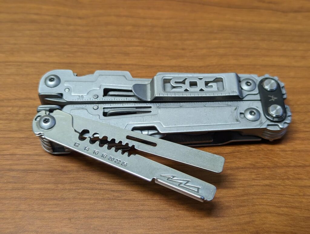 SOG PowerAccess w/ Wire Stripper Accessory