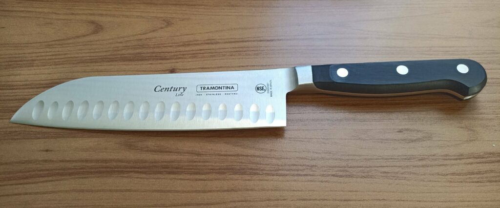 Tramontina's Sentoku Century, professional cooking knife, as a gift for my girlfriend. Thoughts ?