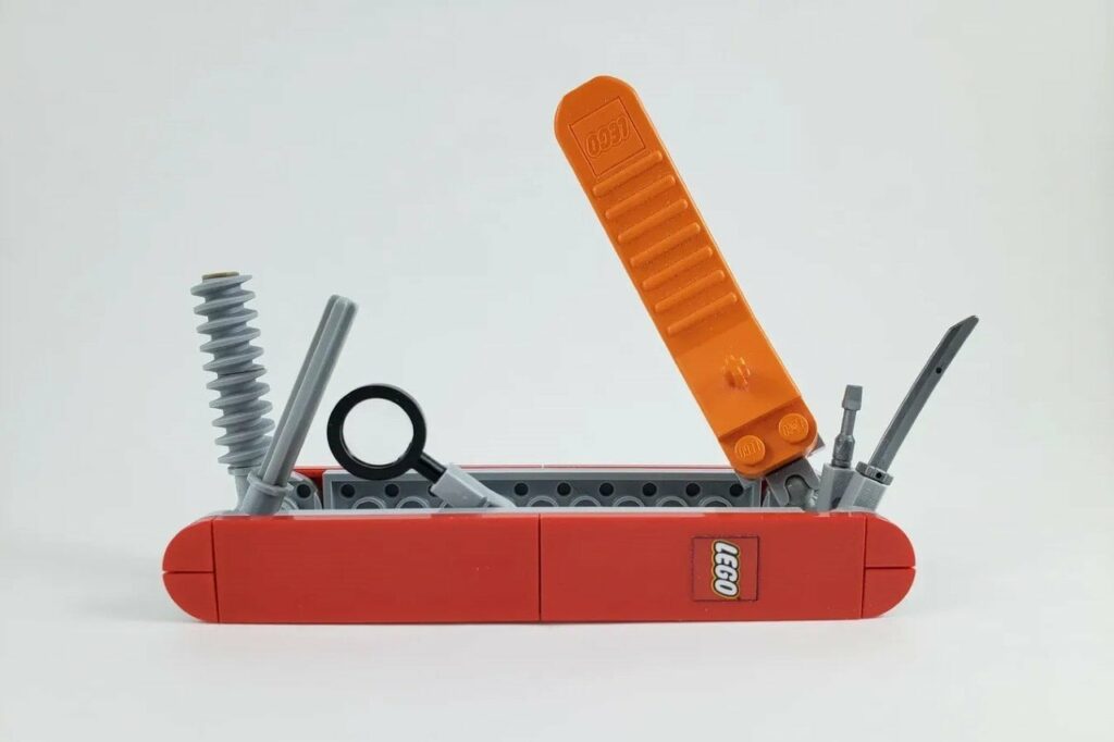 Lego multitool