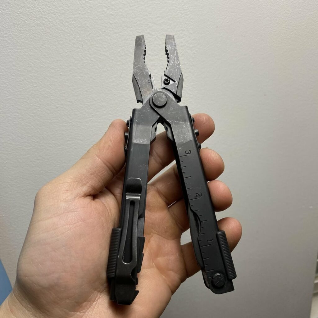 Still a WOP. Leatherman pocket clip on Gerber MP600 with minimal grinding.