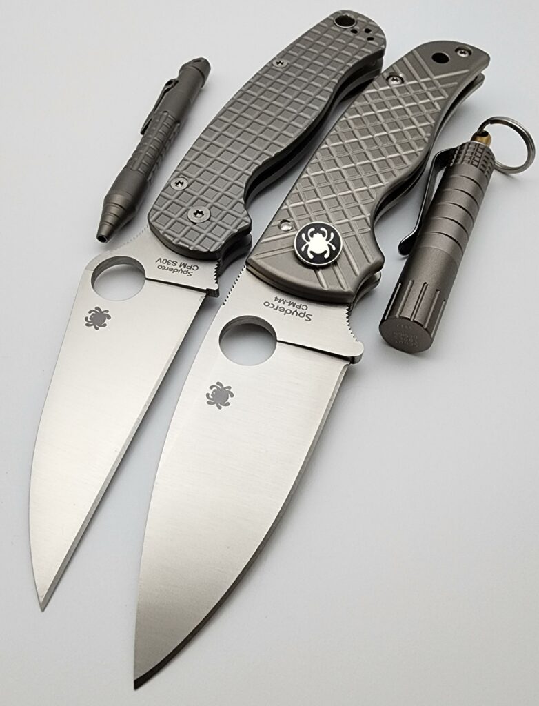 Titanium Thursday with these Spyderco Gems...Shaman Meton Boss Ti Frag milled scales w/M4 Blade & PM2 Reylight Ti Frag milled Scales w/S30V Wharncliffe Blade