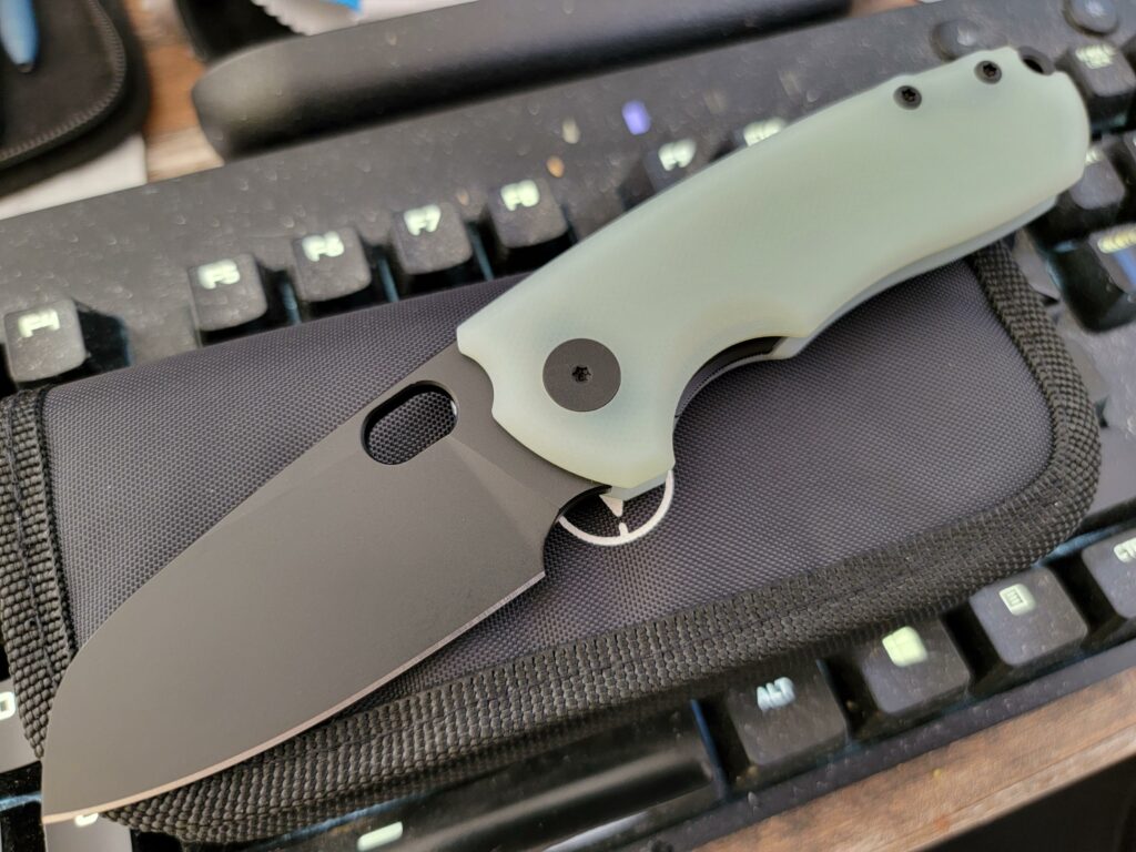 NKD : Urban EDC Supply F 5.5 w/ Jade scales
