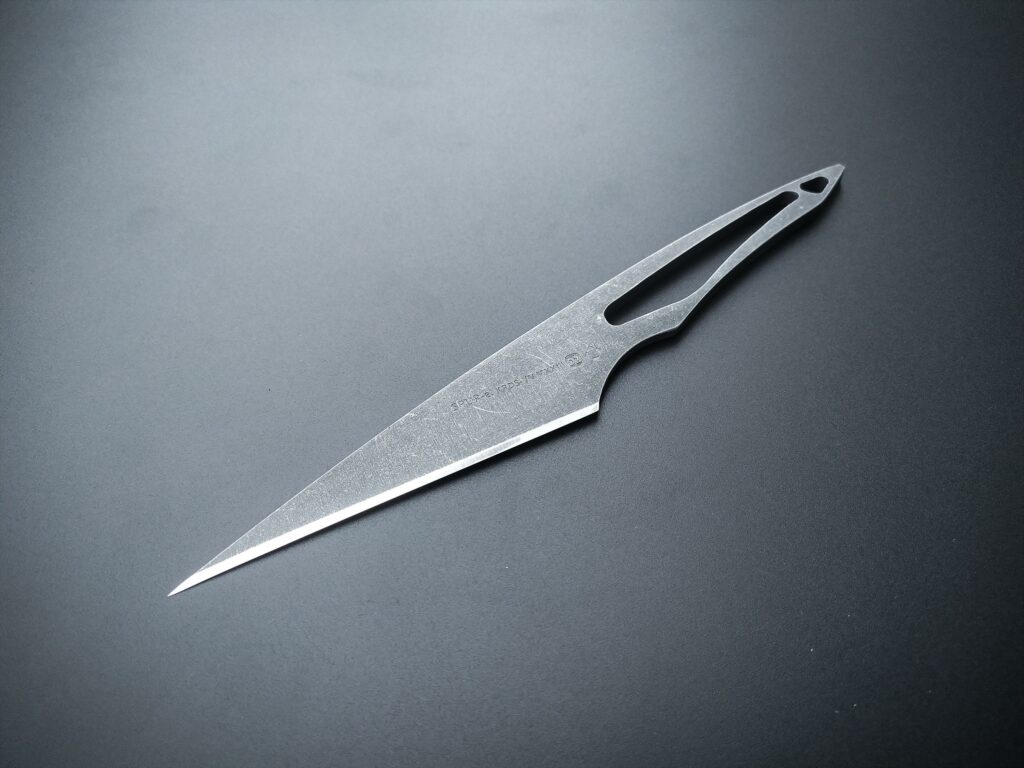 Kiridashi "SPUR" / D2 steel [2667x2000] [OC]
