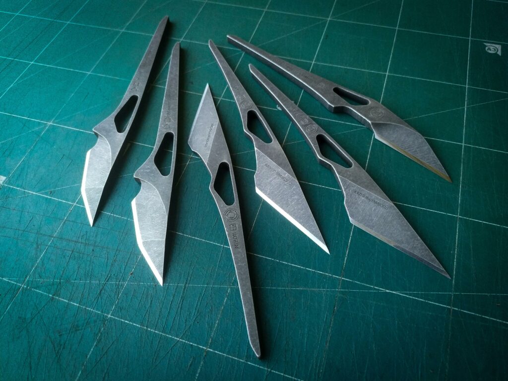 Scalpel-like kiridashi [OC] [4000x3000]