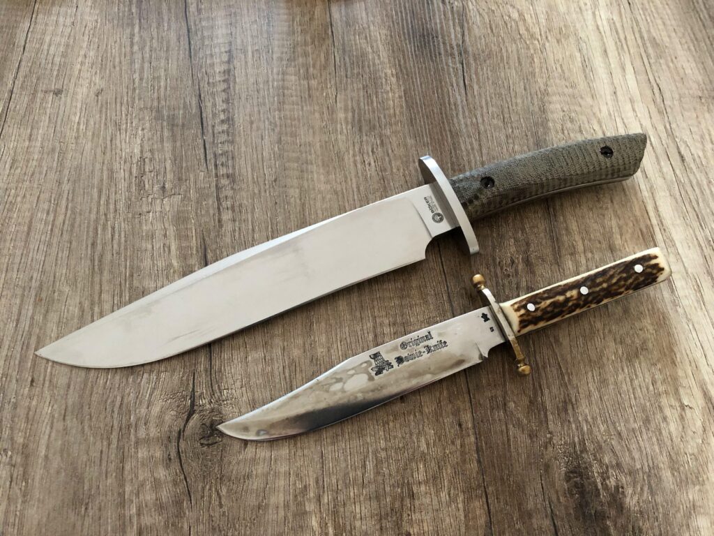 Böker Arbolito El Gigante & an old Solingen made Bowie.