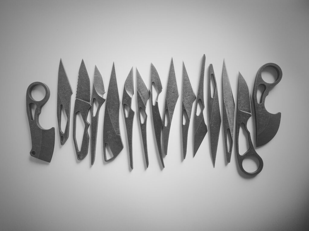 Mini cleave, kiridashi, skeleton knife, scalpel-like and slim kiridashi [OC] [4000x3000]