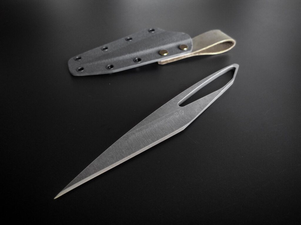 kiridashi "ORBITAL" / D2 steel [2667x2000] [OC]
