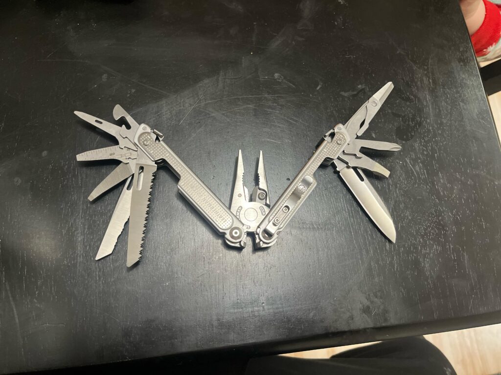 The leatherman free P4