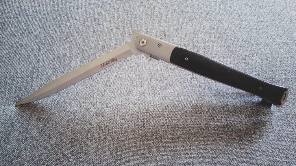 13" Overall - 6 1/4" Blade - The K Bay