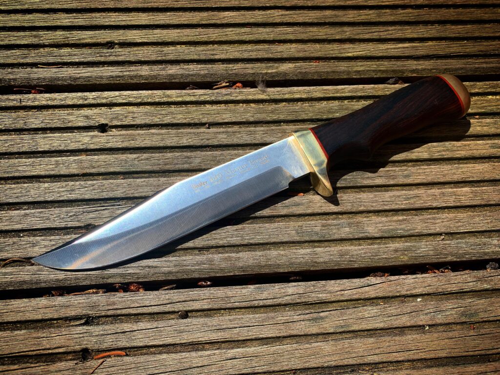 Linder Master Bowie. One of the most elegant looking Bowie's in my opinion.