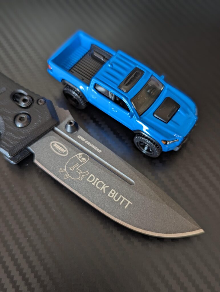 Am I doing this knifeporn thing right?