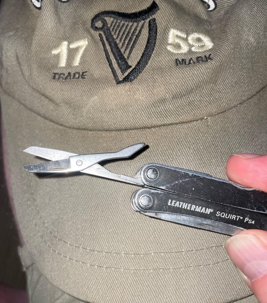 Squirt scissors spring broken, again.