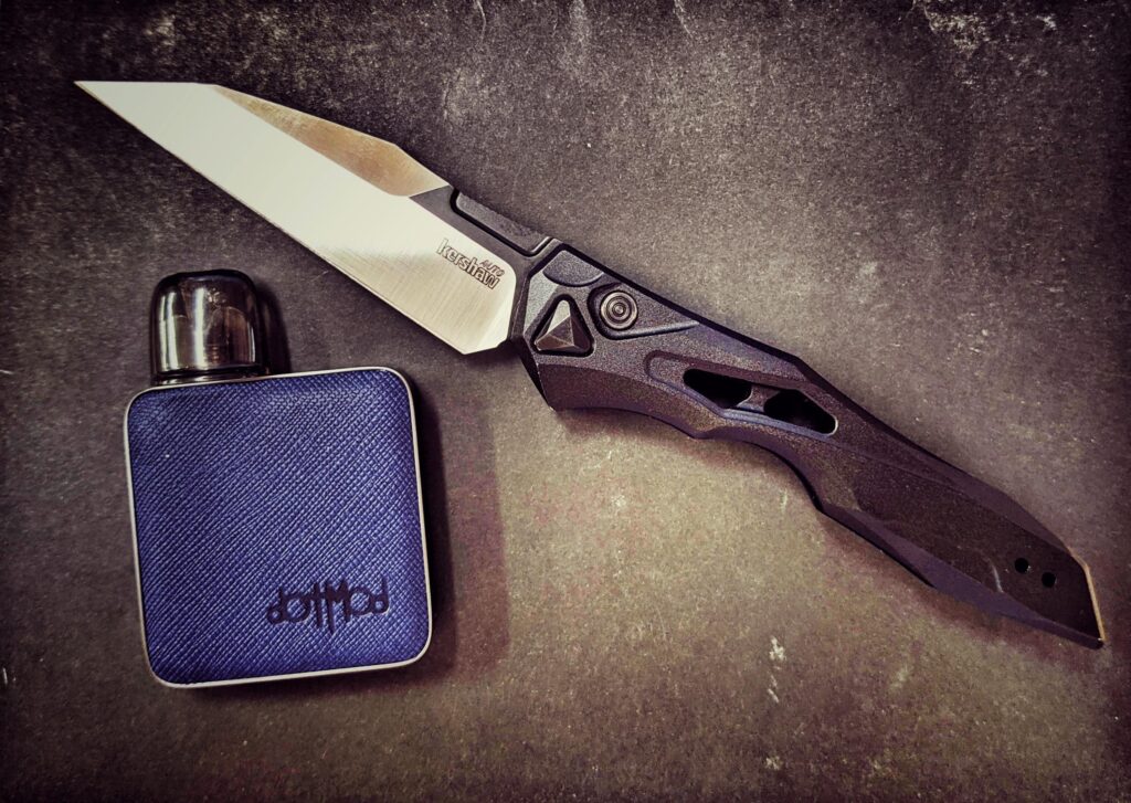 #knivesandvapes