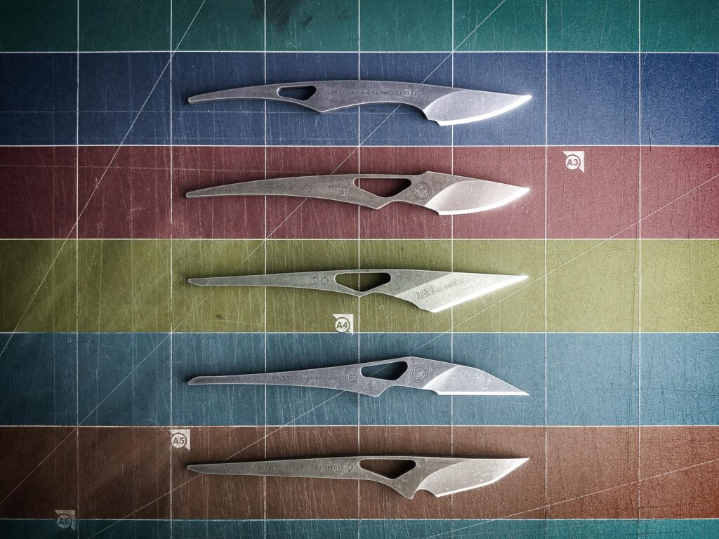 Scalpel-like kiridashi / D2 steel