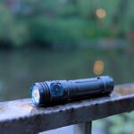 Review: Skilhunt M200 v3 - an excellent 18650 EDC light with magnetic charging