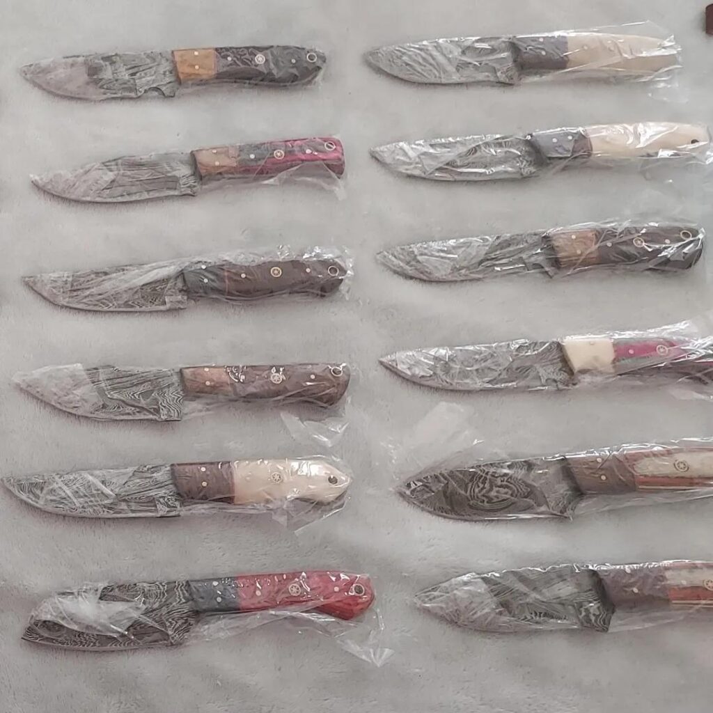 Damascus Knife Giveaway