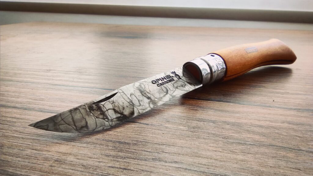 Forced patina on my Opinel Carbone No 7