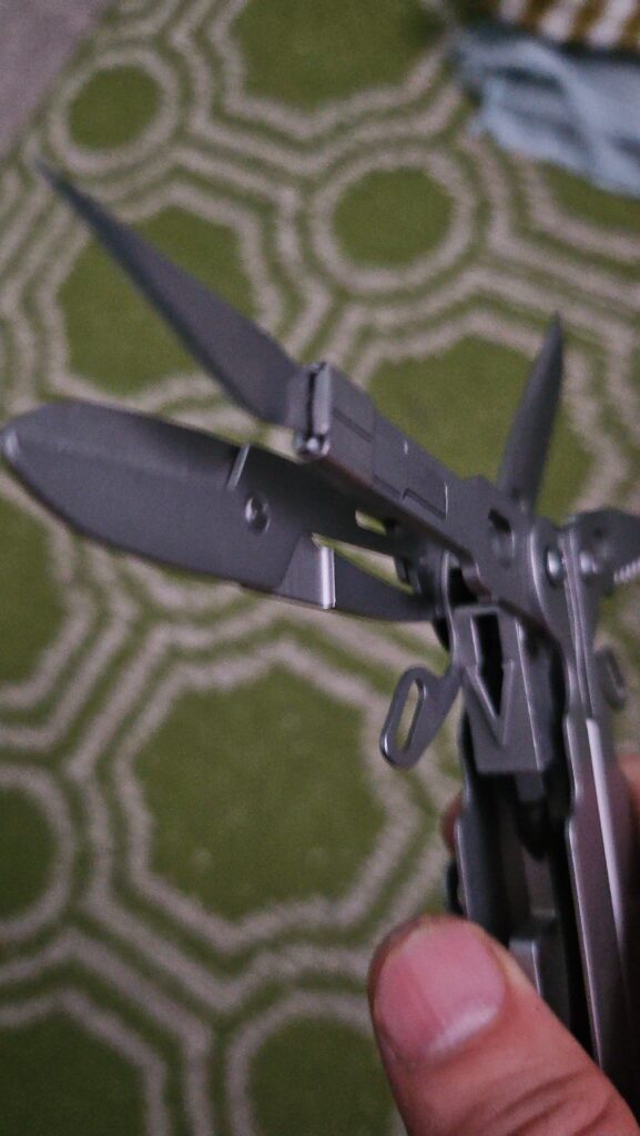 Been messing around with lock bar placement on goat tool.