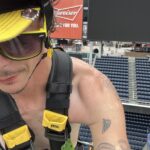 Told y’all i climb w it haha. Ive gotten more use out of this neck knife than my last three folders easily.