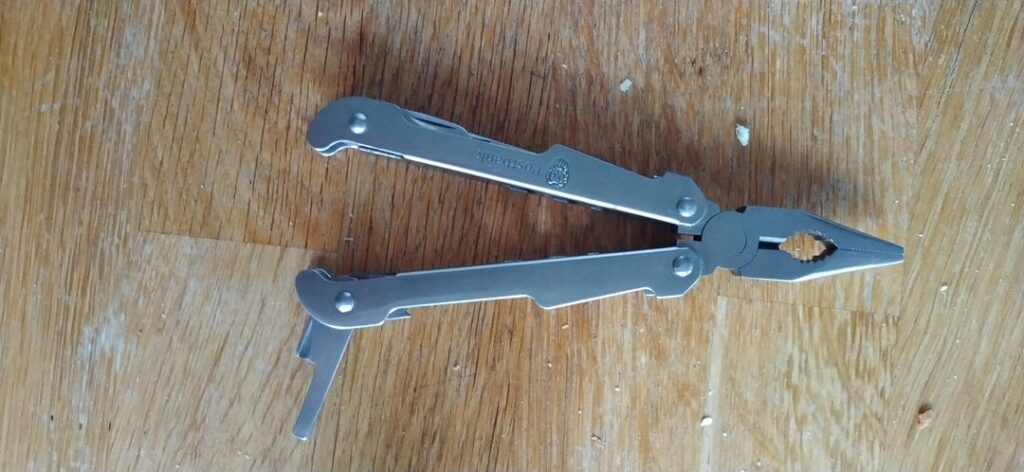 Got a multitool fromy grand parents, what is this thing