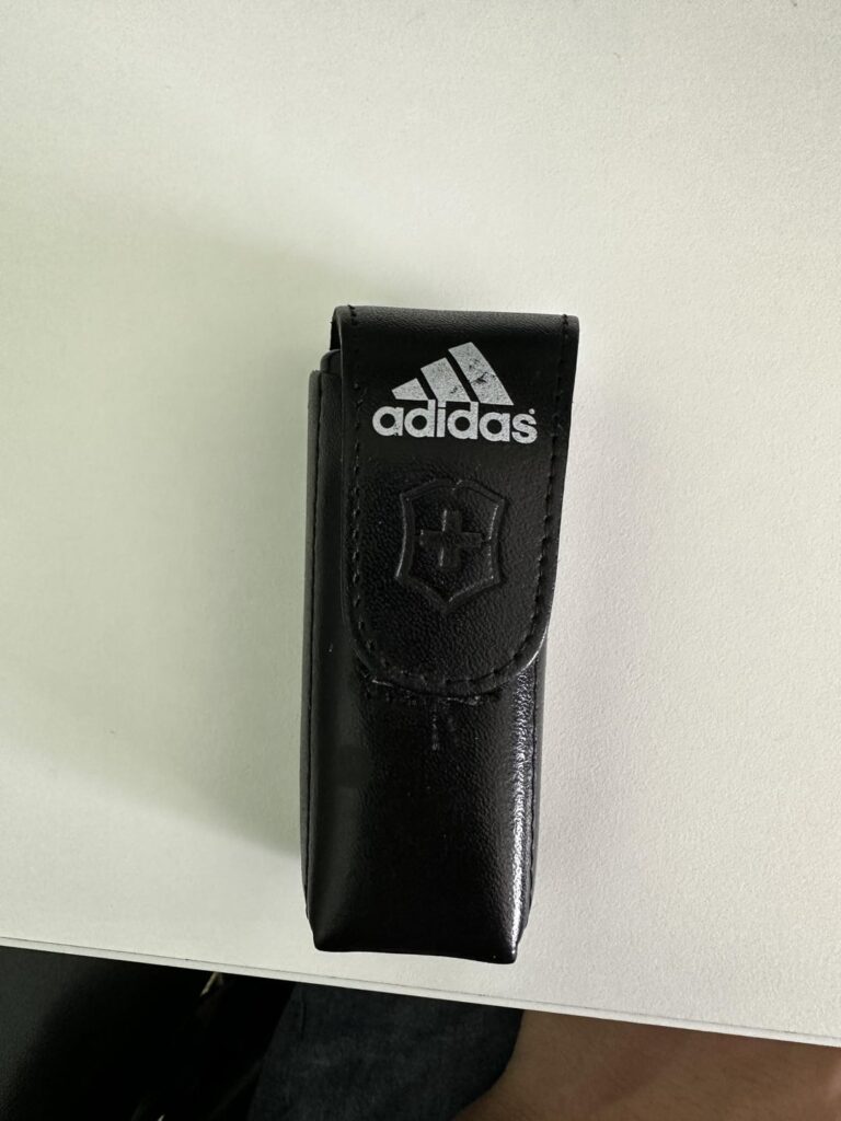 Adidas SAK