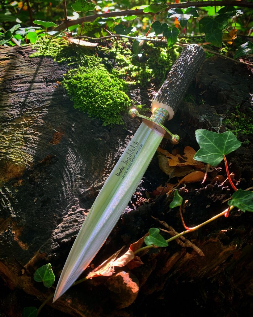 Linder Hunting Dagger