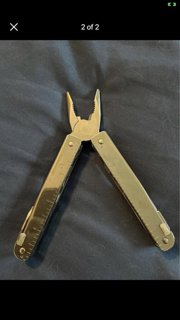 Could anybody identify what Swiss Tool this is?