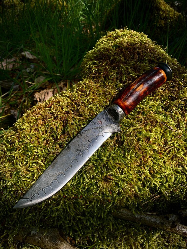 VojkoArt Hunting Bowie