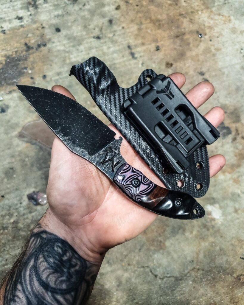 80crv2 with some pink and black G10 and some Koa for the split 👍