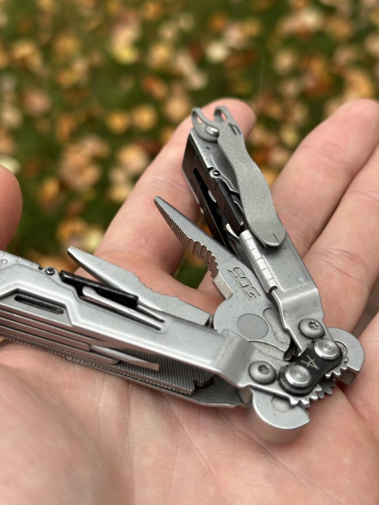 SOG Powerpint deep carry pocket clip