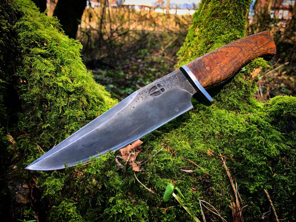 Hellize Custom Bowie