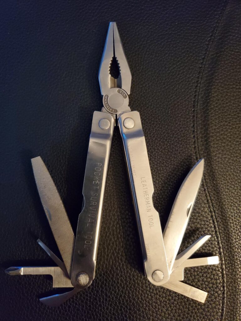 Pocket survival tool