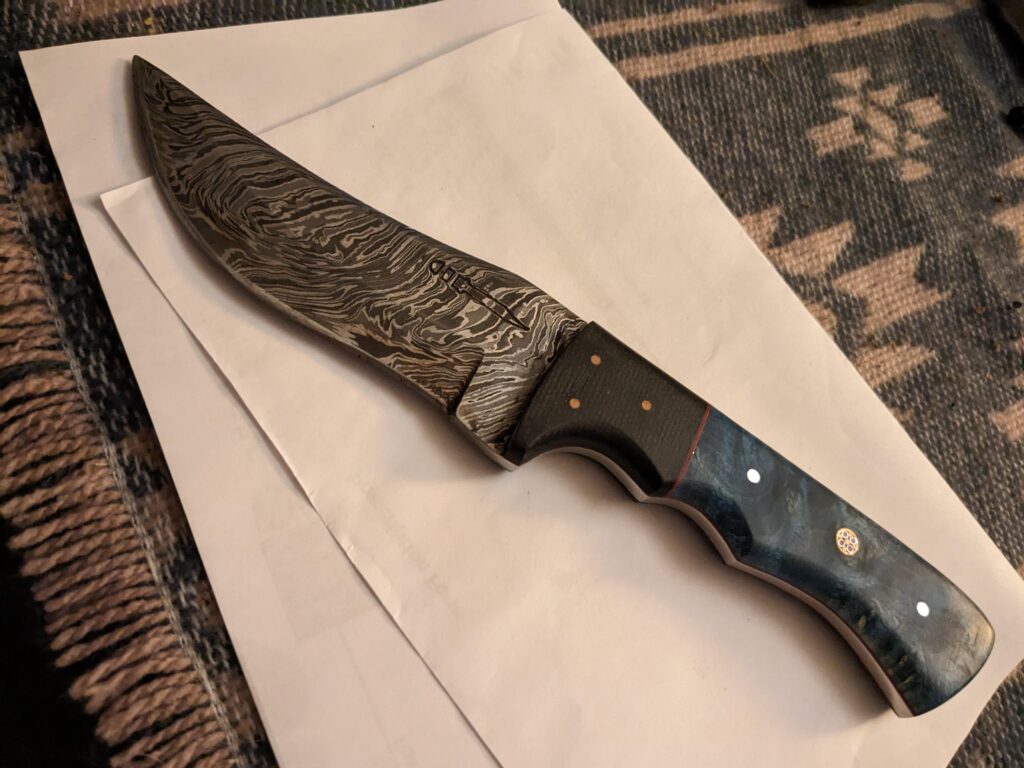 20CRV custom Damascus hunter with stabilized Russian burlwood handle and mosaic pin.