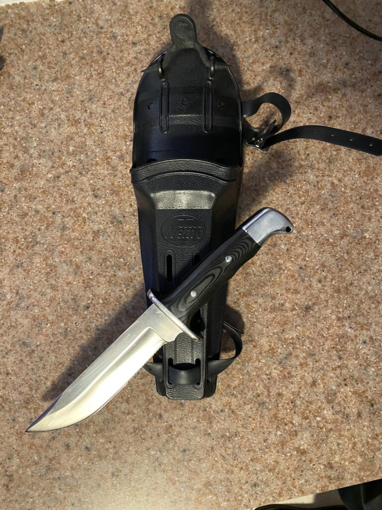 Grail knife
