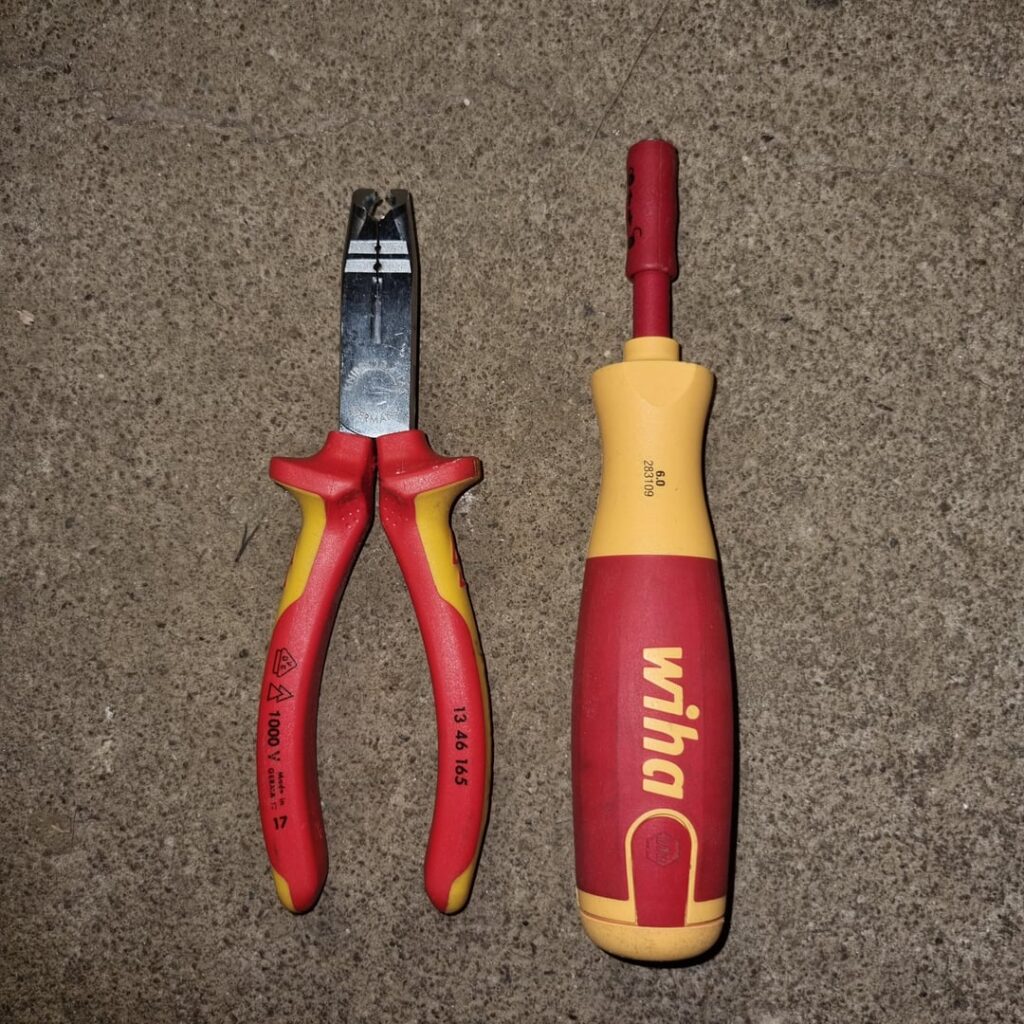 Just another kind of multitools