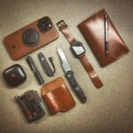 I enjoy doing my own leather work if I can. The watch band, field notes cover and pocket organizer are all my own work. Happy Monday.