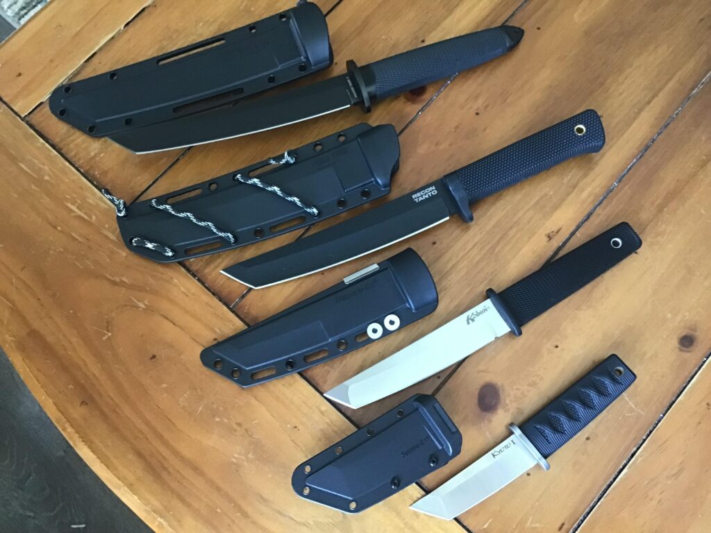 After some persuasion, I finally added the Kobun to my Cold Steel tanto collection.