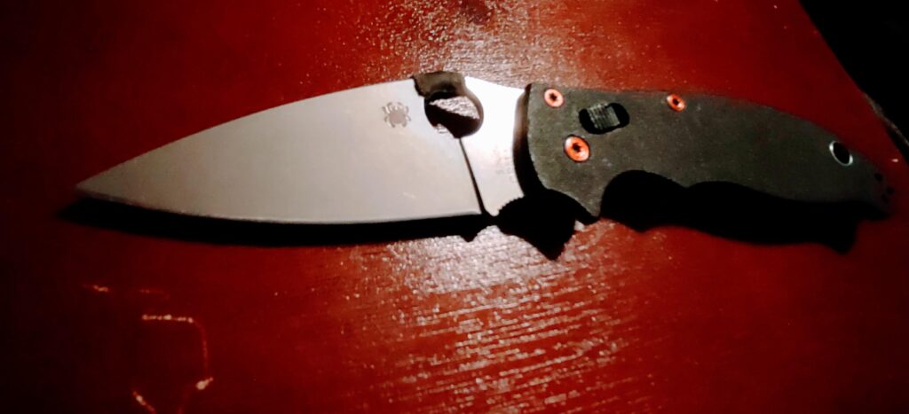 My EDC for 4 years now: Spyderco Manix 2