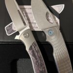 Look at these guys just hanging out!