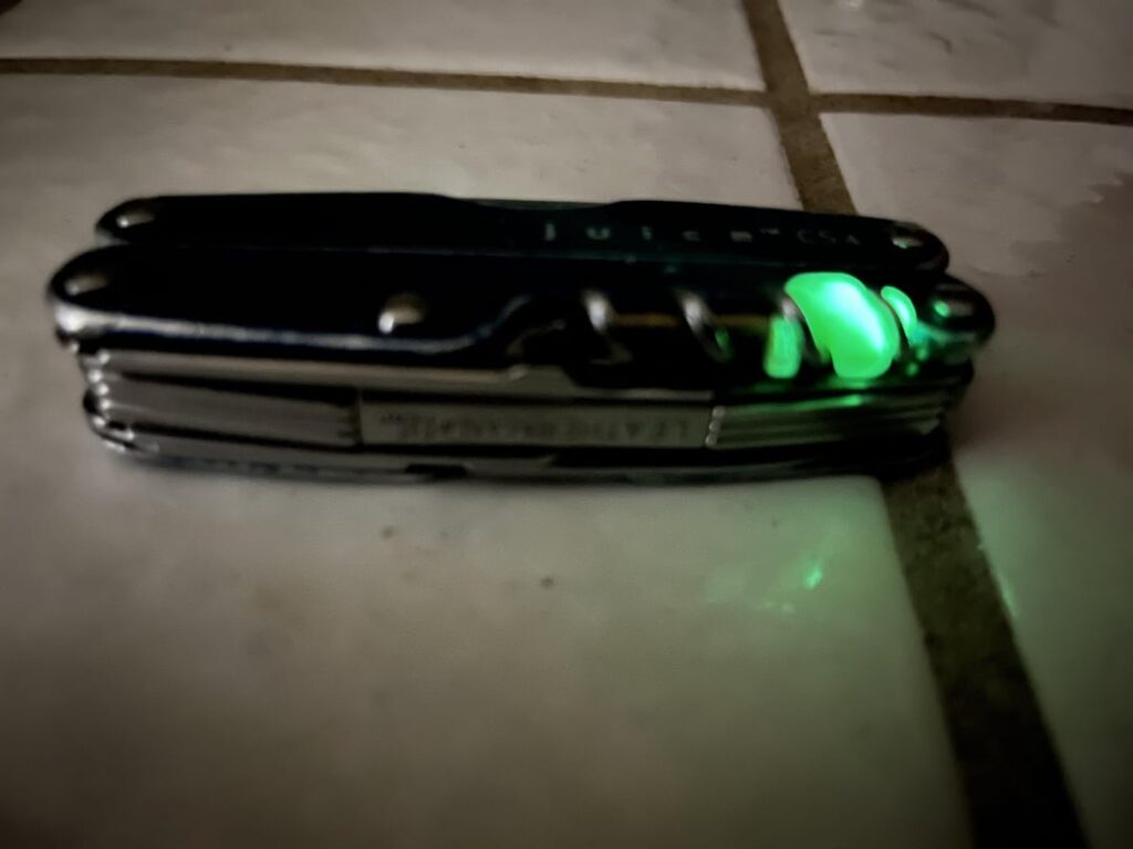 My trusty juice cs4 leatherman with a green glow in the dark fireant