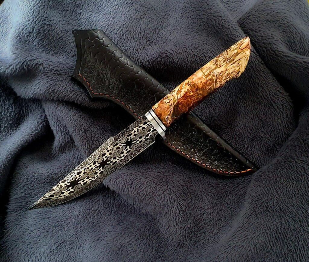 Some hypnotic mosaic damascus with stabilized chestnut. What do you think?