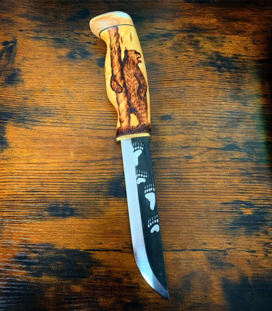 Wood Jewel Bear Leuku