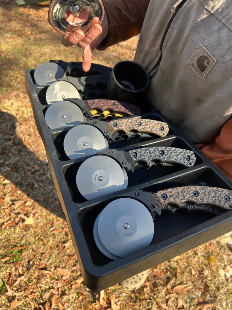 Pizza cutters are ready! Titanium Blades lathed by me, G-10 Frames & Handles 🤙🏻