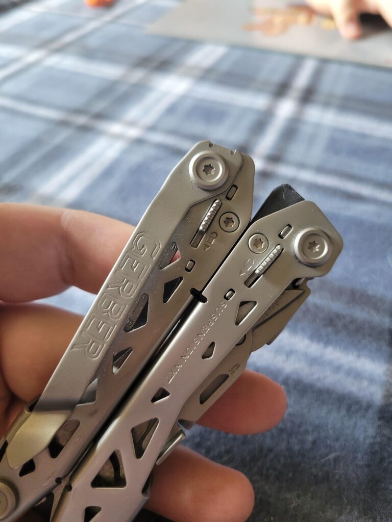Any idea what bit is used on this? I want the belt clip gone.